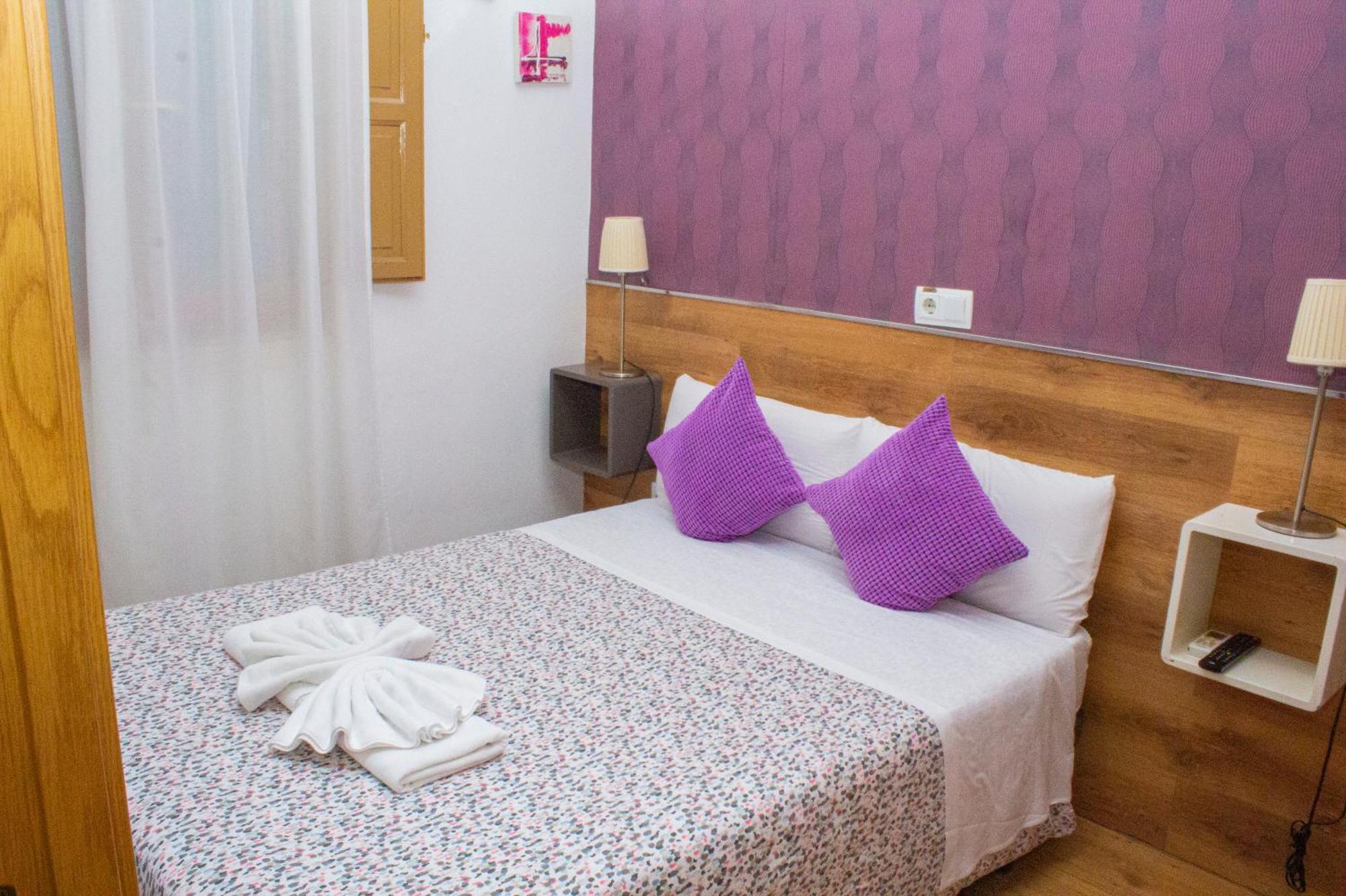 ฮอสทัลอาเบลวิคโตเรียโน Hotel มาดริด ภายนอก รูปภาพ